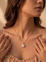 Shyna silver pendant set for women