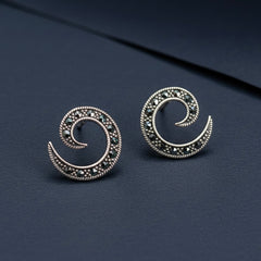 Whirl shine silver stud
