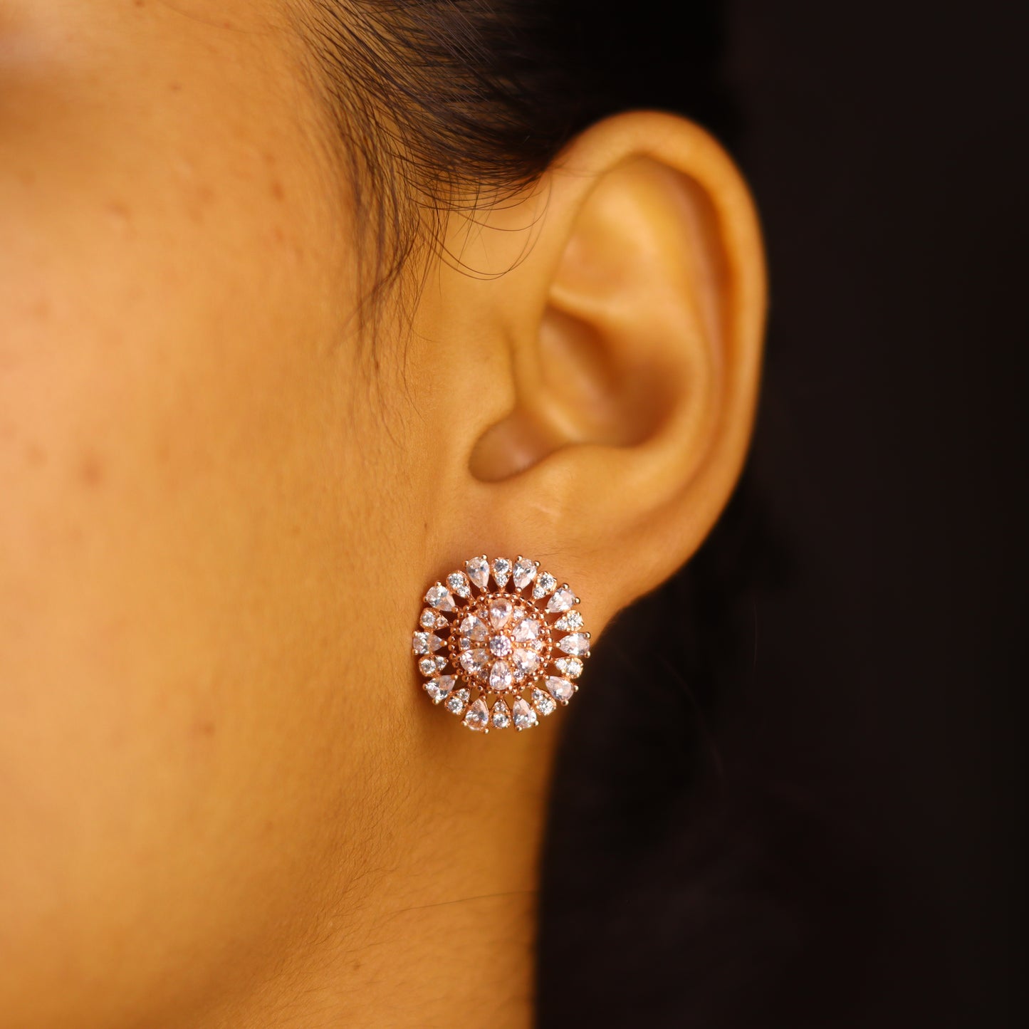 Flora Rose Gold Pendant Set