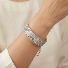 Sapphire spark silver kada for women