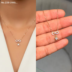 Cuddle infinity silver chain pendant