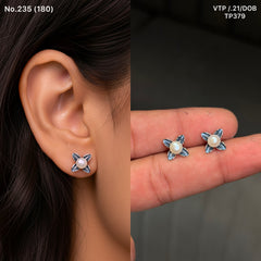 Ashpearl silver studs