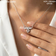 Classic charm silver chain pendant for women