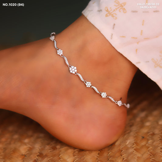 Silver Floral Whisper