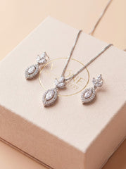 Miraya Silver pendant set for women