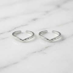 Kashvi silver toerings for women