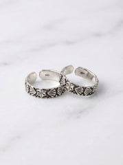 Meher oxidised silver toerings for women
