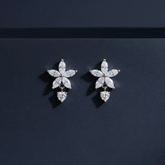 Aarvi bloom silver stud