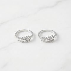 Pallavi leaf silver toerings for women