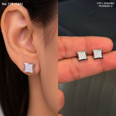 Trisha gleam silver stud