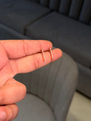 Minimal line silver stud