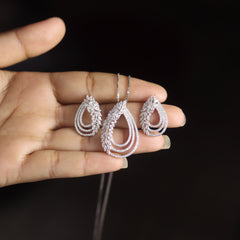 Vela Women's Silver Pendant Set