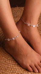 Snow Bloom White Flower Silver Anklet