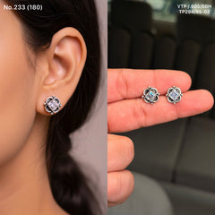 Quad oxidised silver stud