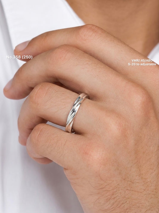 Line craft silver men’s ring