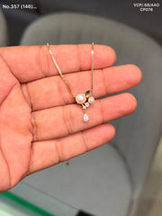 Celeste pearl silver chain pendant