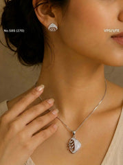 Lunorique silver pendant set for women