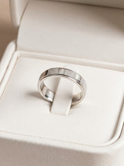 Silver groove men’s ring