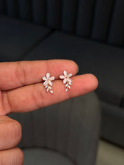 Isha Glow silver Stud