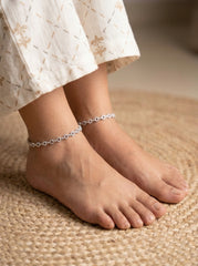 Ornate Silver Pattern Payal for Women