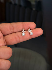 Risha pearl silver stud