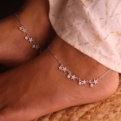 Charming Floral Cluster Silver Payal