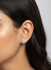 Luma shine silver stud