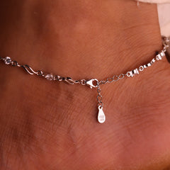 Dot & Leaf Shine Women Silver Payal