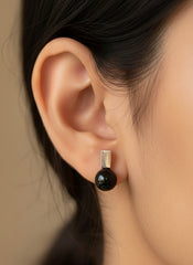 Onyx pearl silver stud