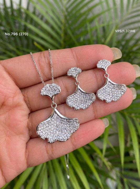 Astra bloom silver pendant set for women