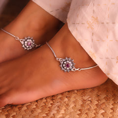 Floral crownshine silver anklet