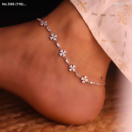 Graceful Bloom Shine Silver Anklet