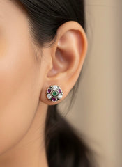 Harit stone silver stud