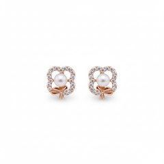 Vamika silver stud