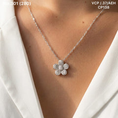 Shinning bloom silver chain pendant for women