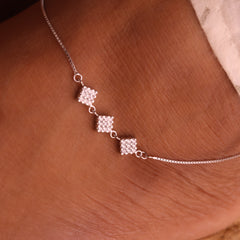 Elegant Diamond Block Silver Payal