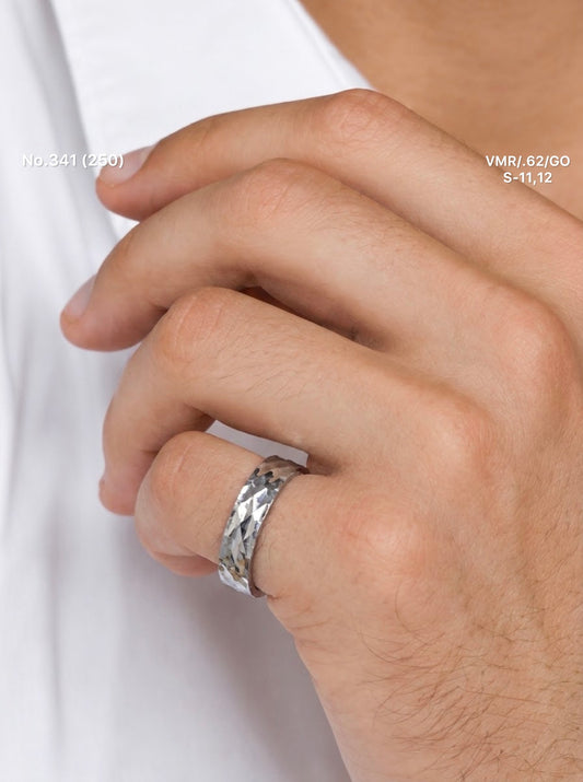 Silver vertex men’s ring