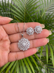 Elara silver pendant set for women