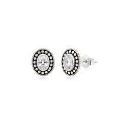 Classic white oxidised silver stud