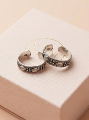Sarika oxidised silver toerings for women