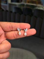 Ivory heart pearl silver stud