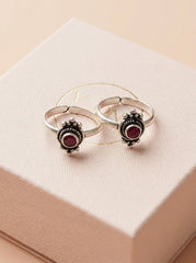 Zivah silver oxidised toerings for women