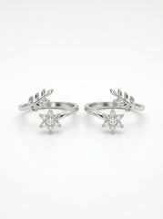 Leaf bloom silver toerings for women