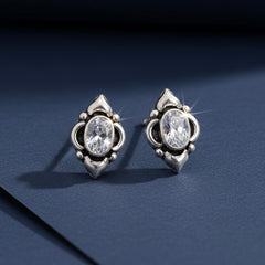Emerald silver stud