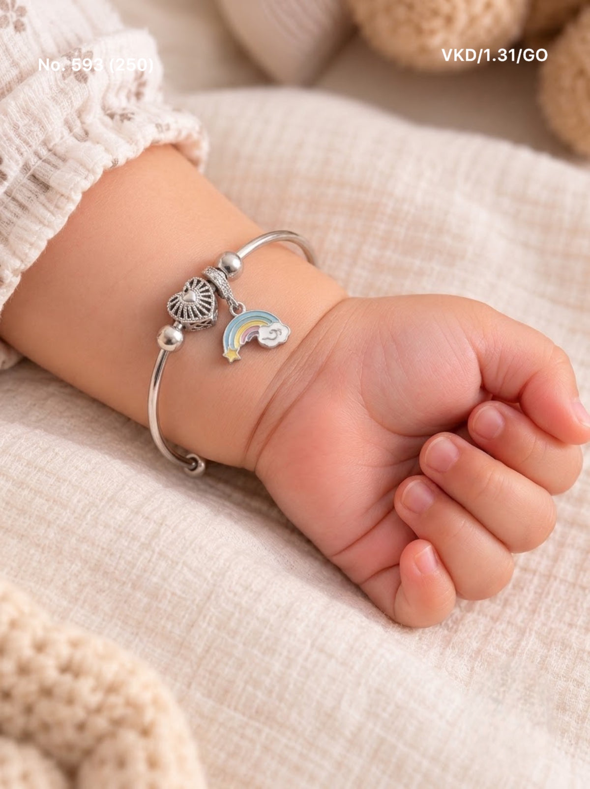 Baby fish dangle silver kada