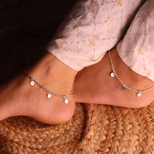 Petal Charms Silver anklet for women