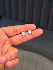 Noora shine silver stud