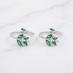 Evergreen vine silver toerings for women