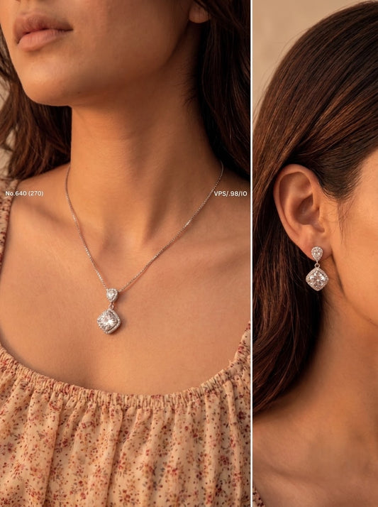 Moonlisse silver pendant set for women