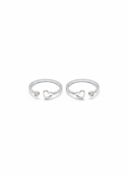 Duo desire silver toerings for women